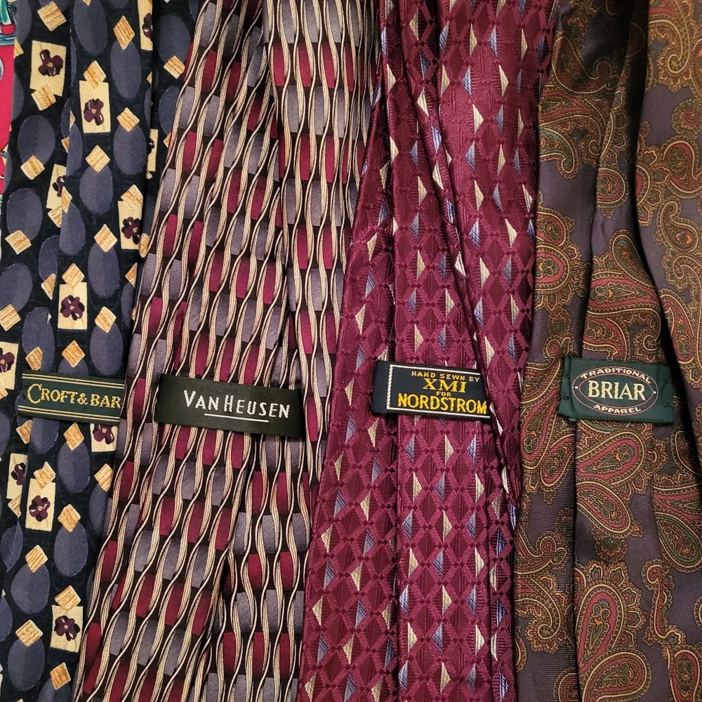 Lot of 18 Silk Ties Business Casual| Boyfriend|Date Night - Picture 4 of 8